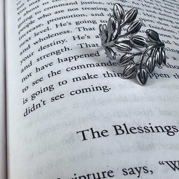 โ๏ธ - Picture 2 of 3